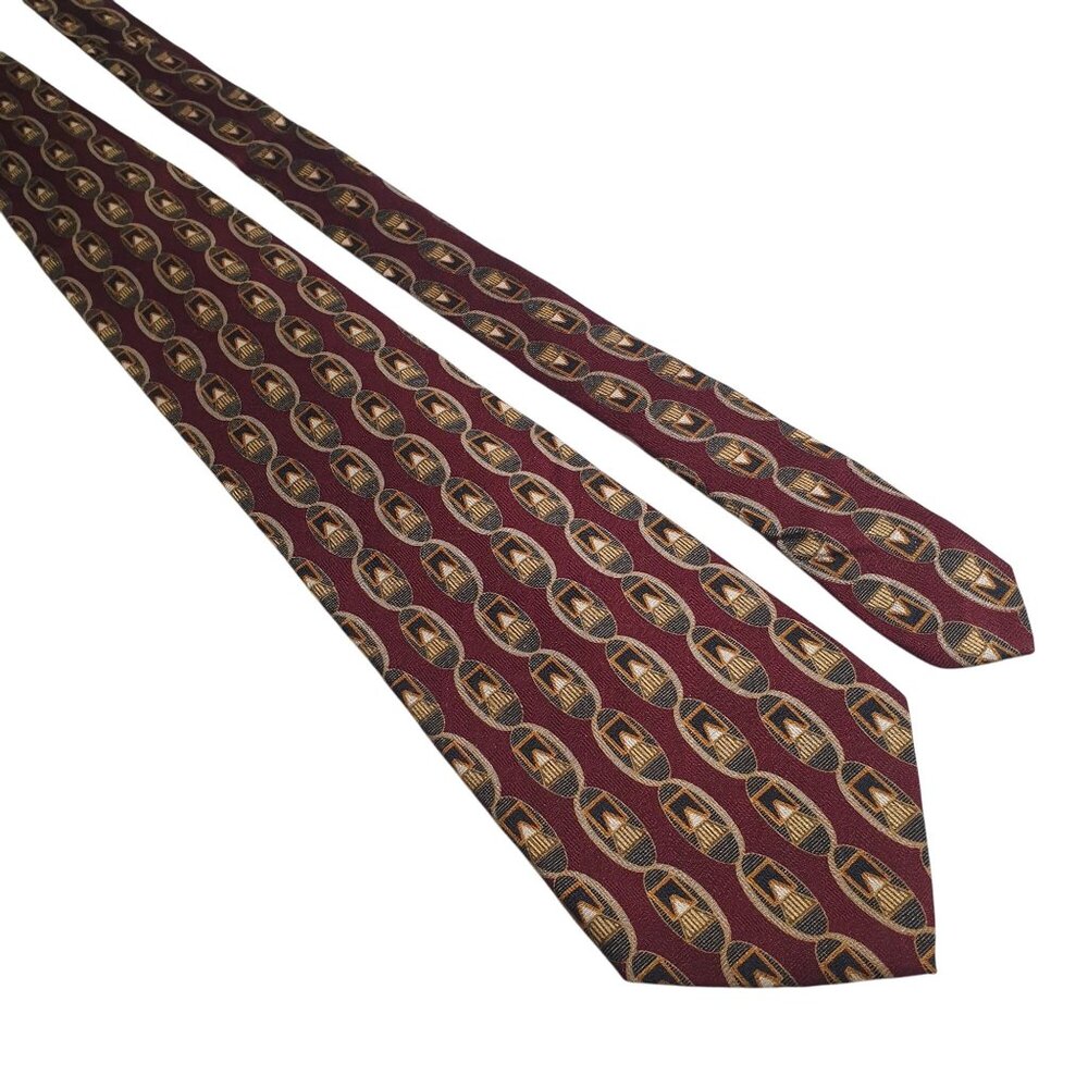 Roundtree Yorke Burgundy Silk Necktie Geometric Pattern 3.75" Wide USA 58 Inches